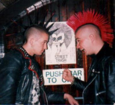 'Punk-27947' by Pax - Transferred from pl.wikipedia.org to Commons.. Licensed under Public domain via Wikimedia Commons - http://commons.wikimedia.org/wiki/File:Punk-27947.jpg#mediaviewer/File:Punk-27947.jpg